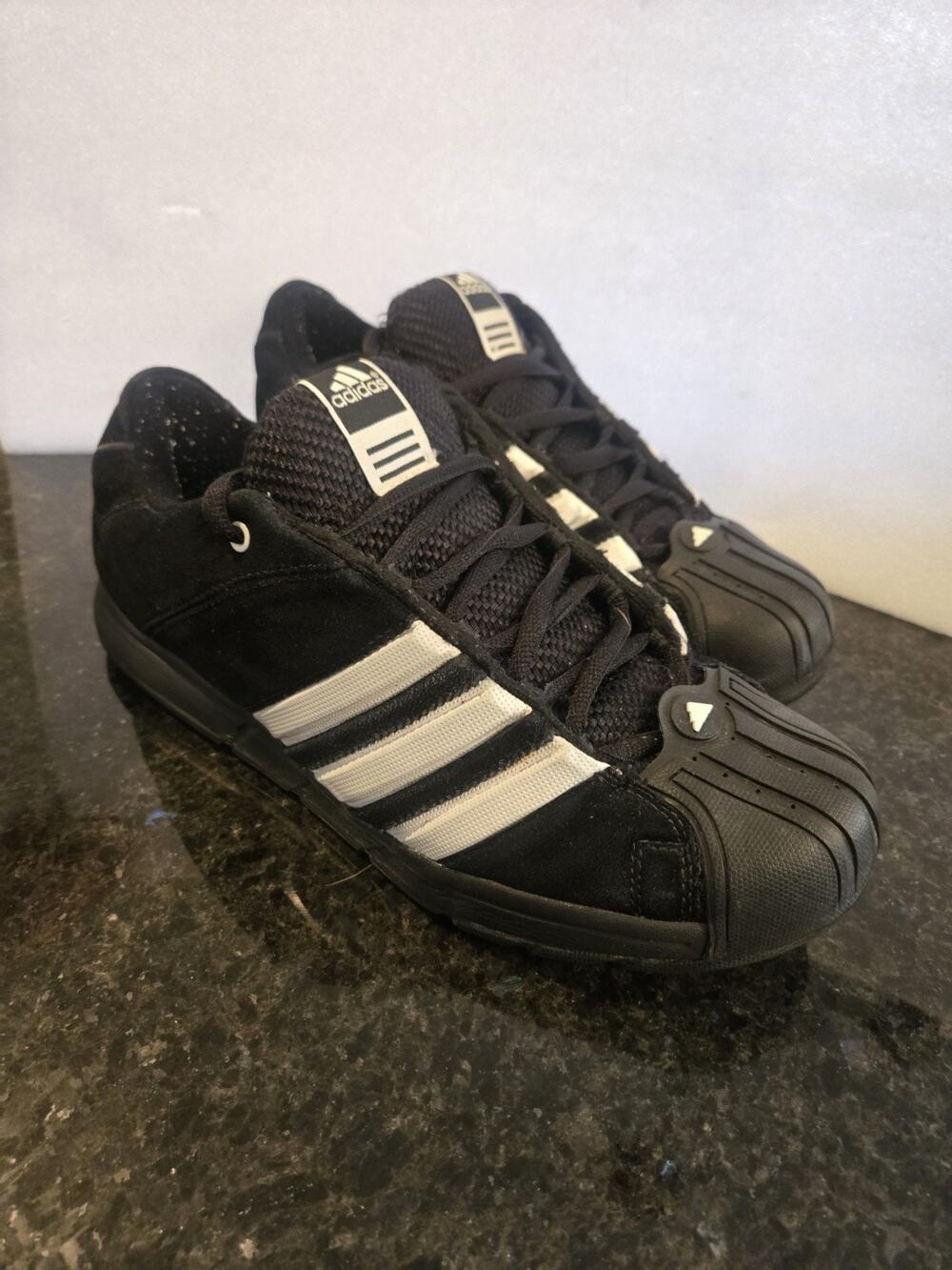 adidas Low Top Black White Men's Basketball Athletic Sneaker Suede Size 12